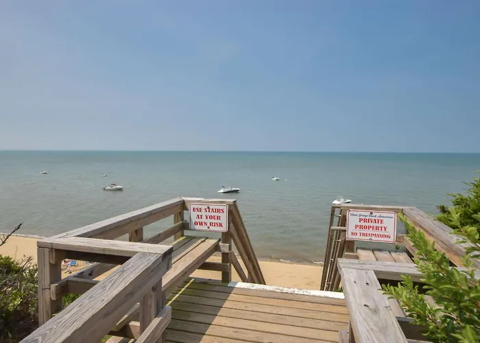 Short Walk To Private Association Beach