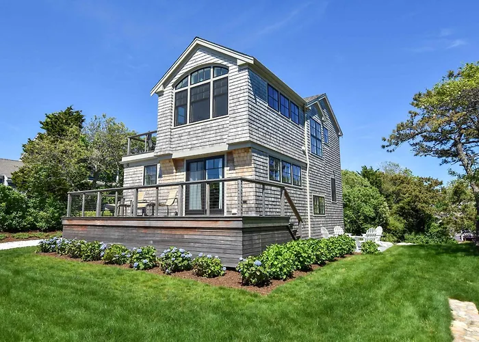 Gorgeous Architectural Home W Water Views